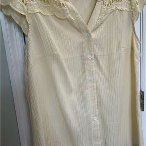 Yellow Sleeveless Ruffled Blouse with Bib Collar